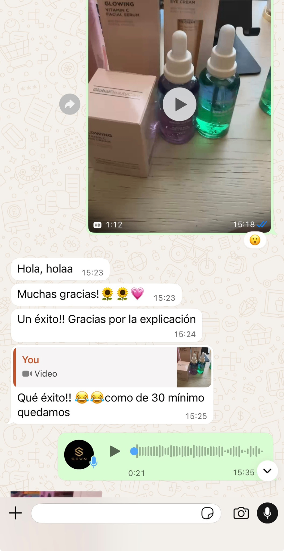 Conversación real de WhatsApp con un cliente de SEVN